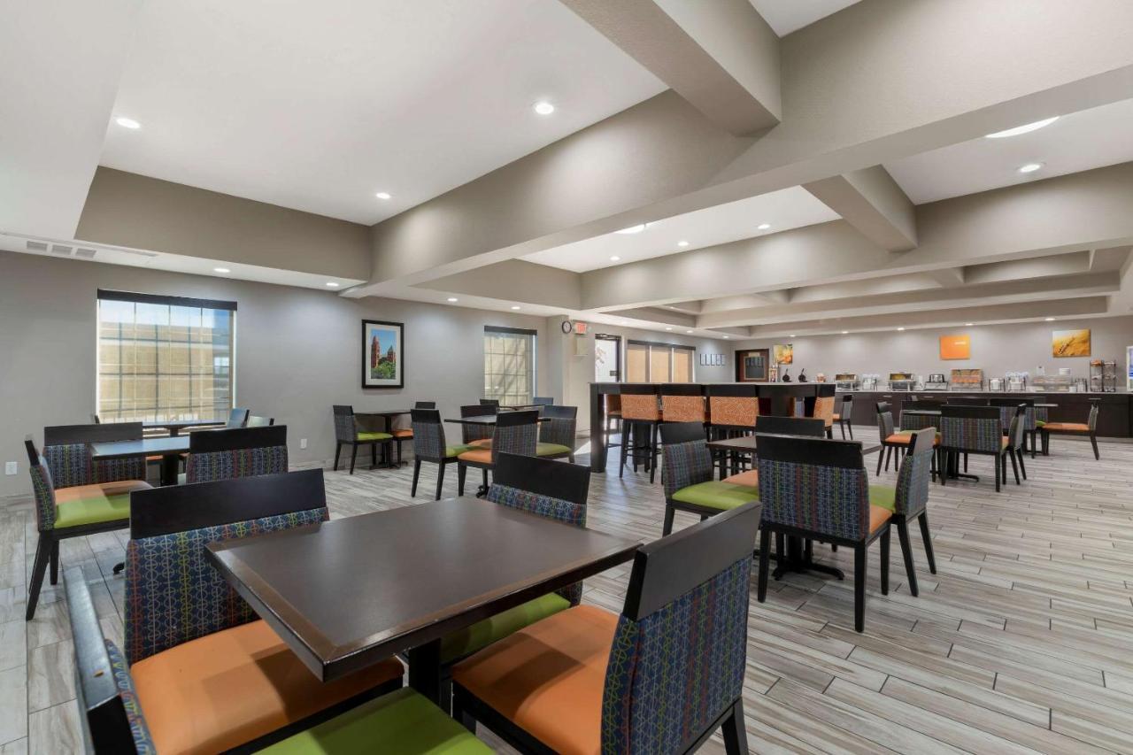 Comfort Inn & Suites Near Medical Center San Antonio Buitenkant foto